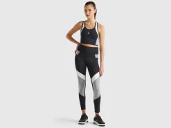Sports leggings with pocket