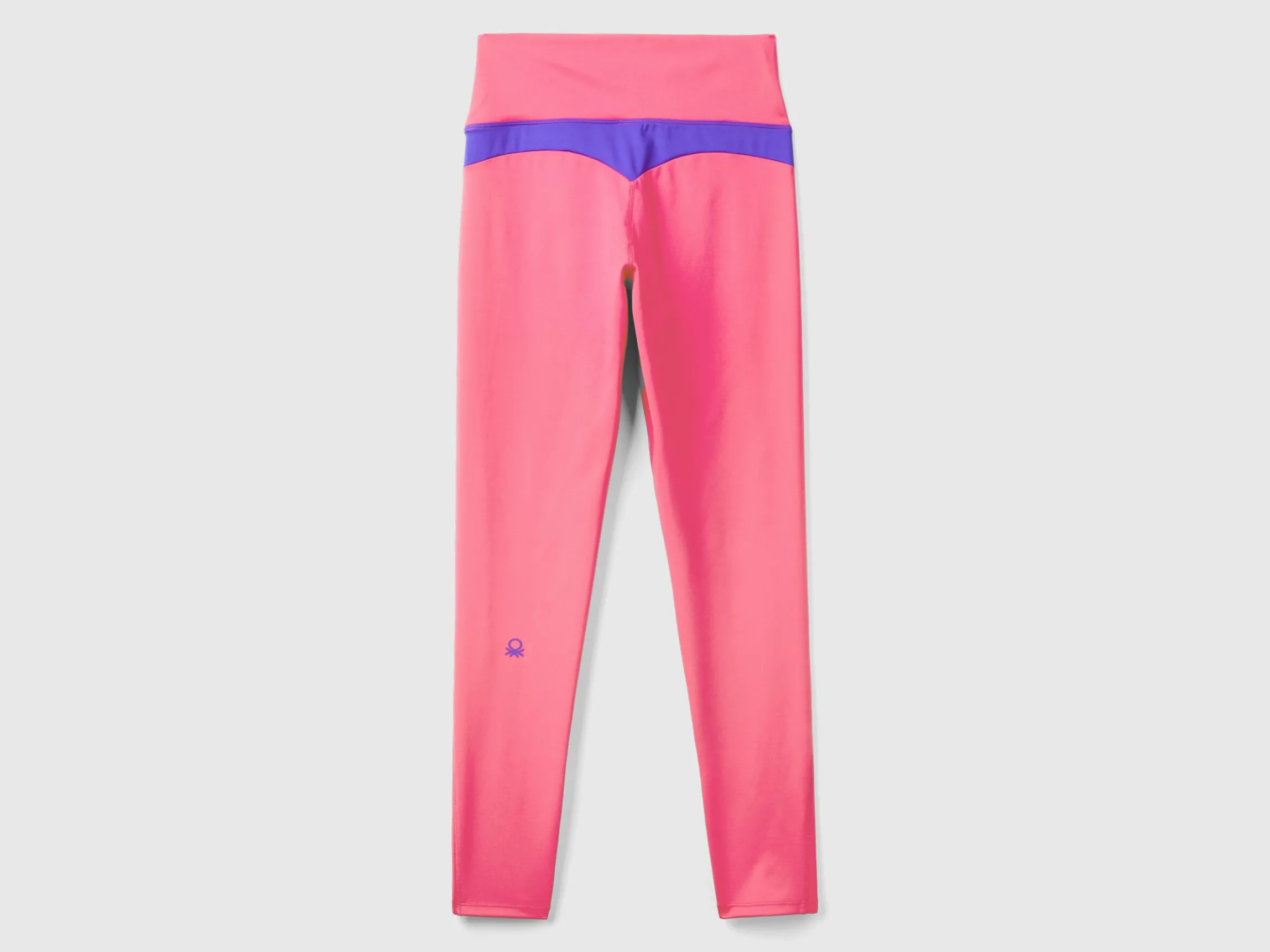 Sports leggings with pocket