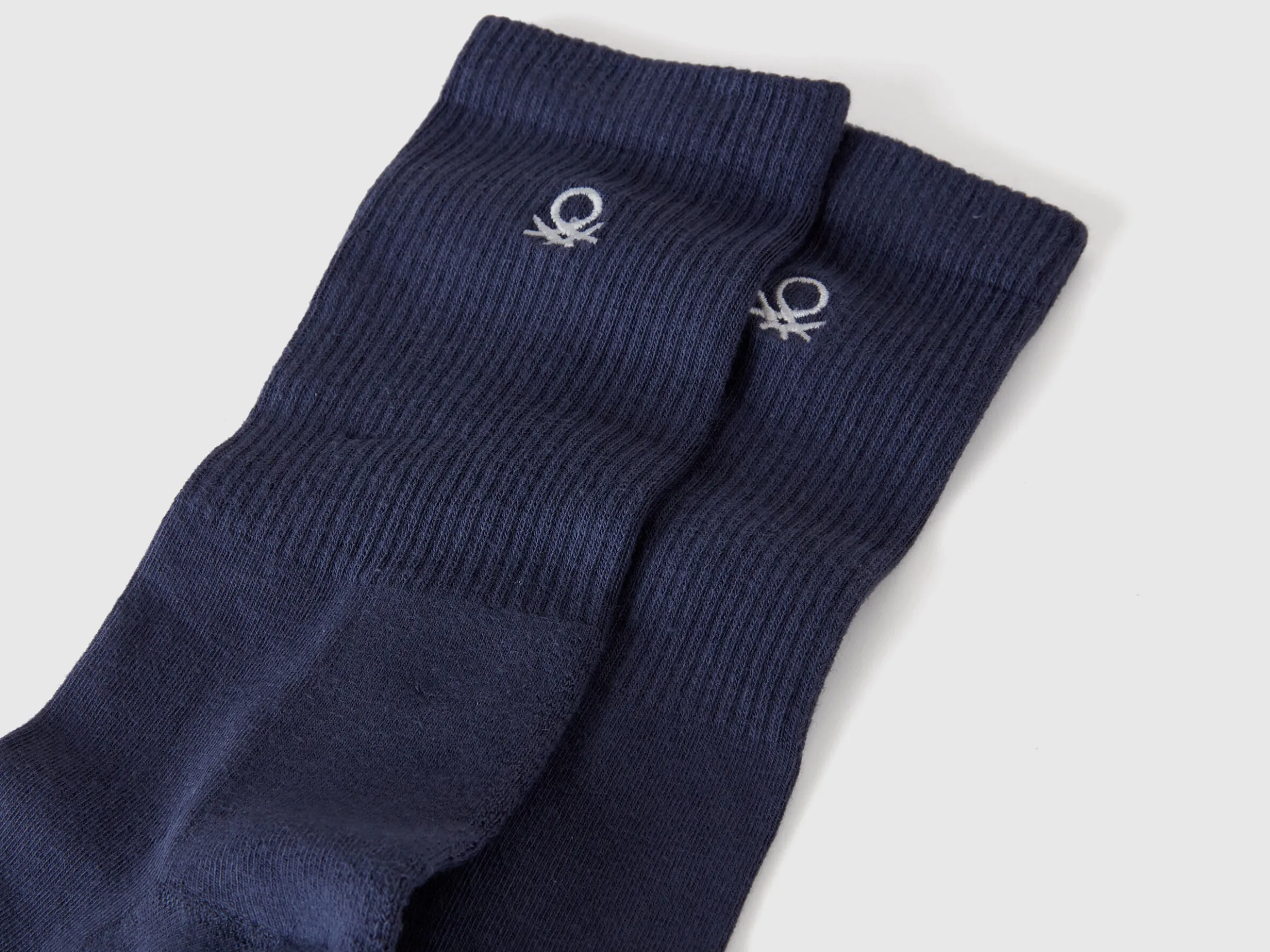 Sporty socks in cotton blend