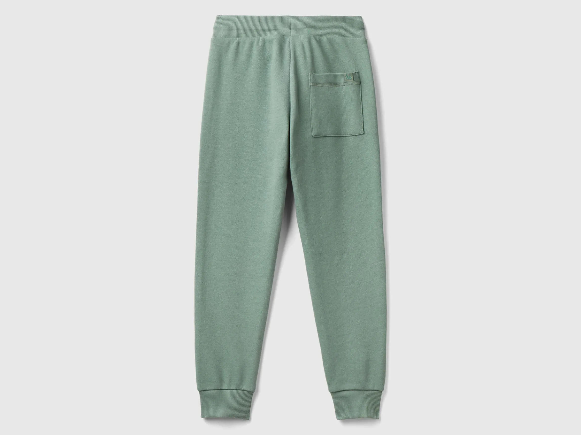 Sporty trousers with drawstring