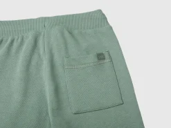 Sporty trousers with drawstring