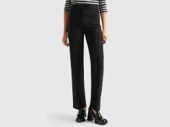 Straight cut classic trousers