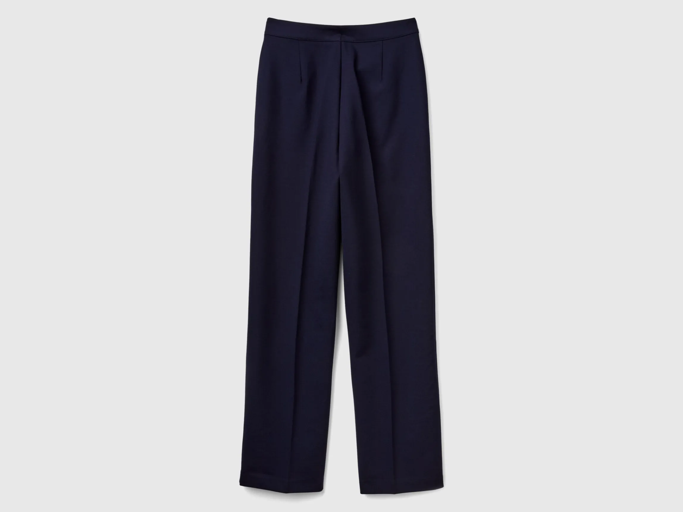 Straight cut classic trousers