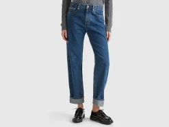 Straight jeans with cuffs