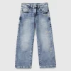 Straight leg jeans in denim
