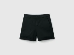 Stretch cotton bermudas