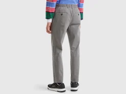 Stretch cotton chinos