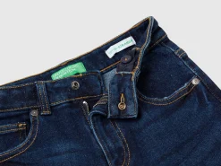 Stretch jeans with cuffs