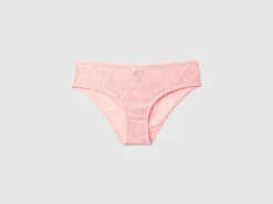 Stretch lace underwear