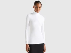 Stretch turtleneck sweater