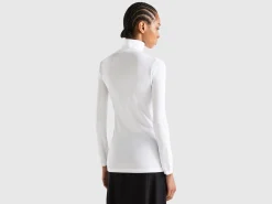 Stretch turtleneck sweater