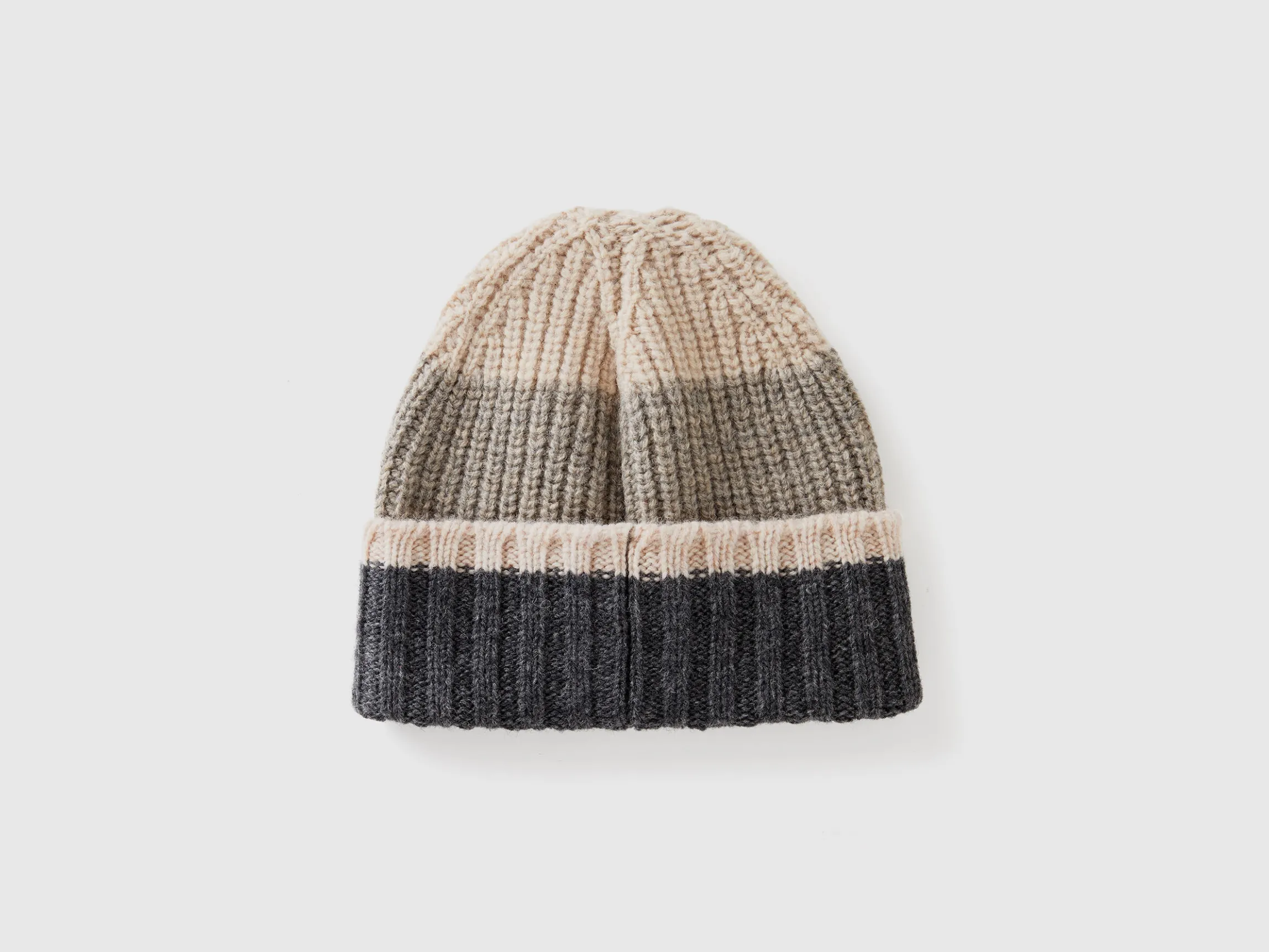 Striped cap in pure Shetland wool