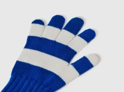 Striped knit gloves