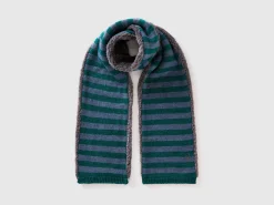 Striped knit scarf