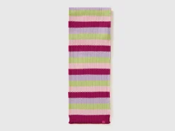 Striped knit scarf