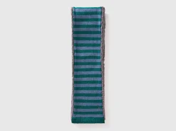 Striped knit scarf