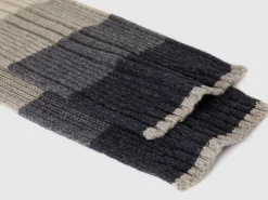 Striped scarf in pure Shetland wool