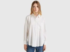 Striped shirt made from linen blend