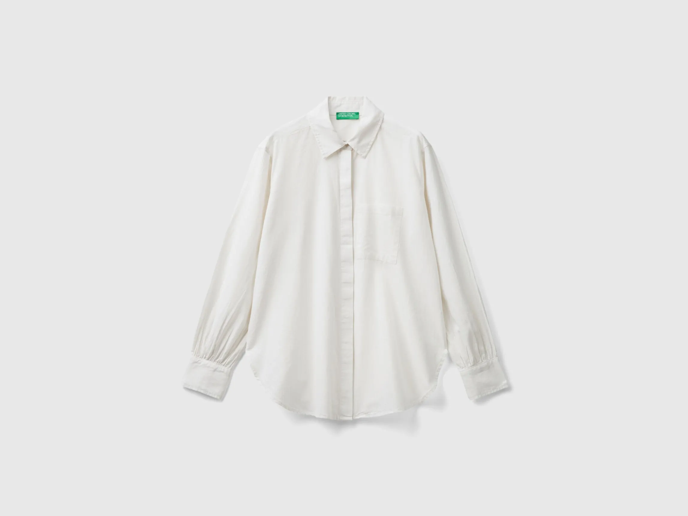 Striped shirt made from linen blend