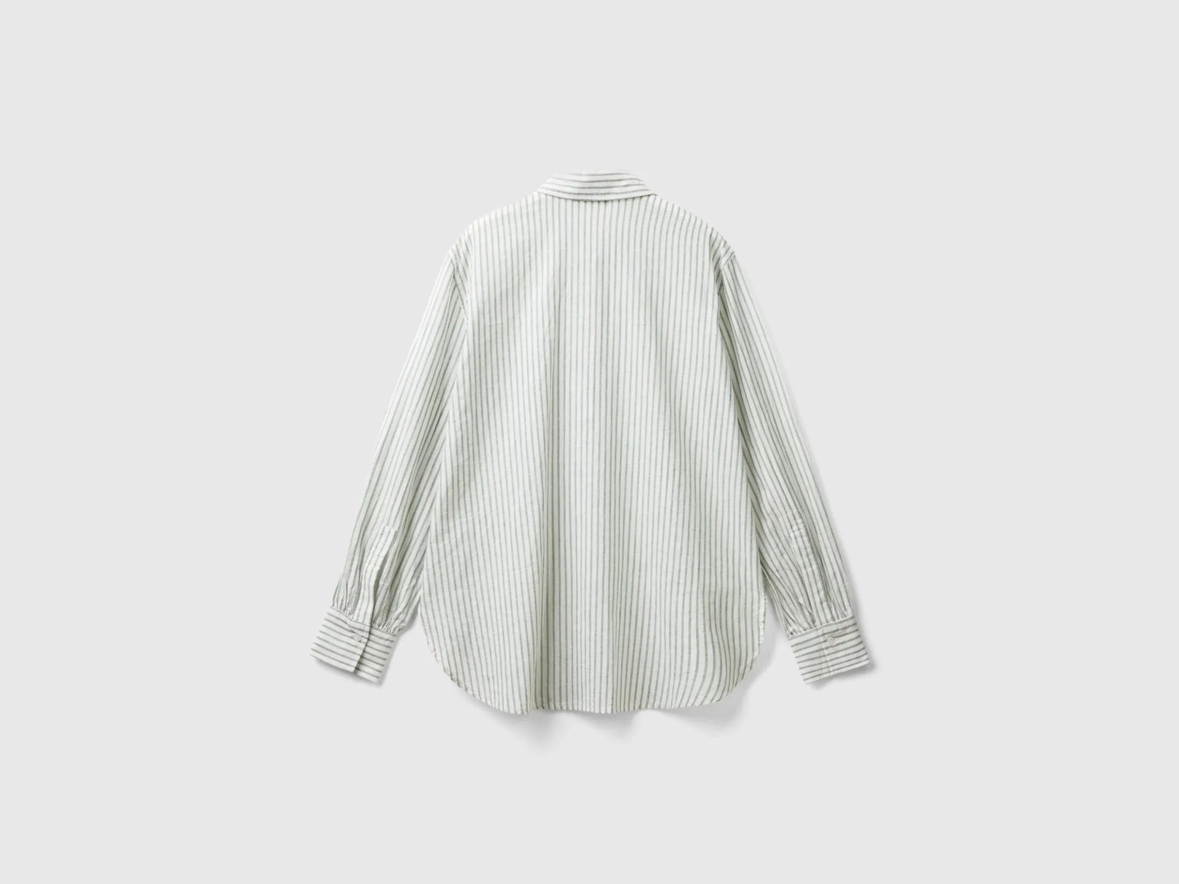 Striped shirt made from linen blend