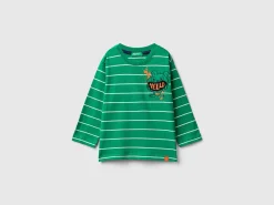 Striped t-shirt with applique