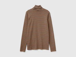 Striped turtleneck t-shirt