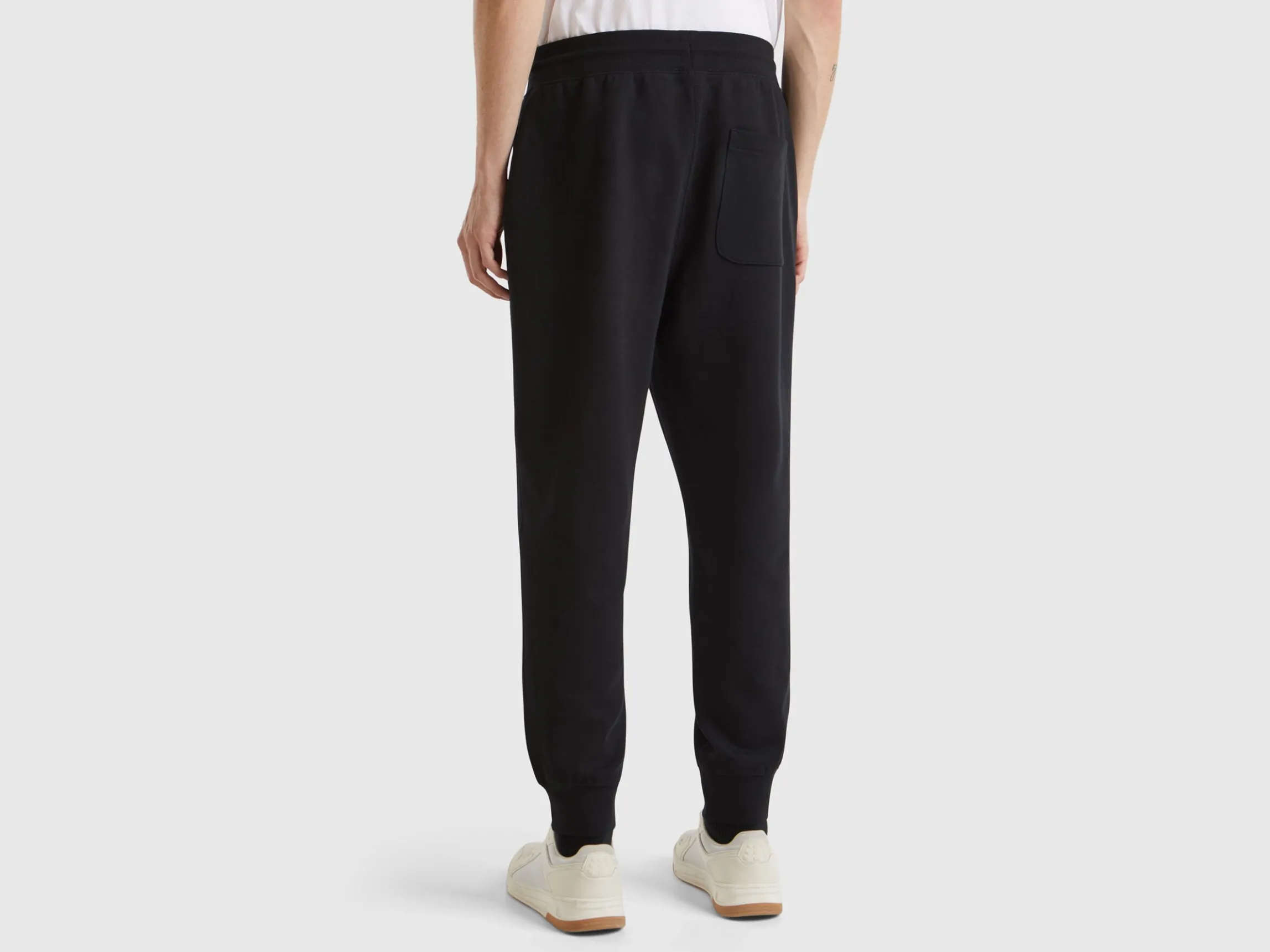 Sweat joggers in 100% cotton