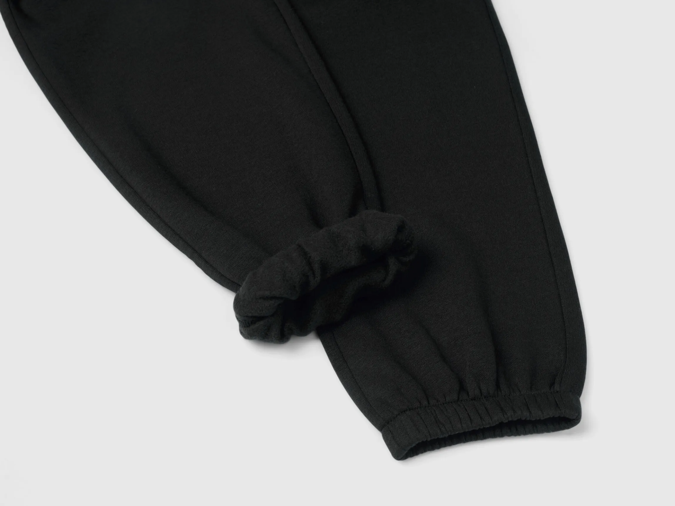 Sweat joggers with drawstring