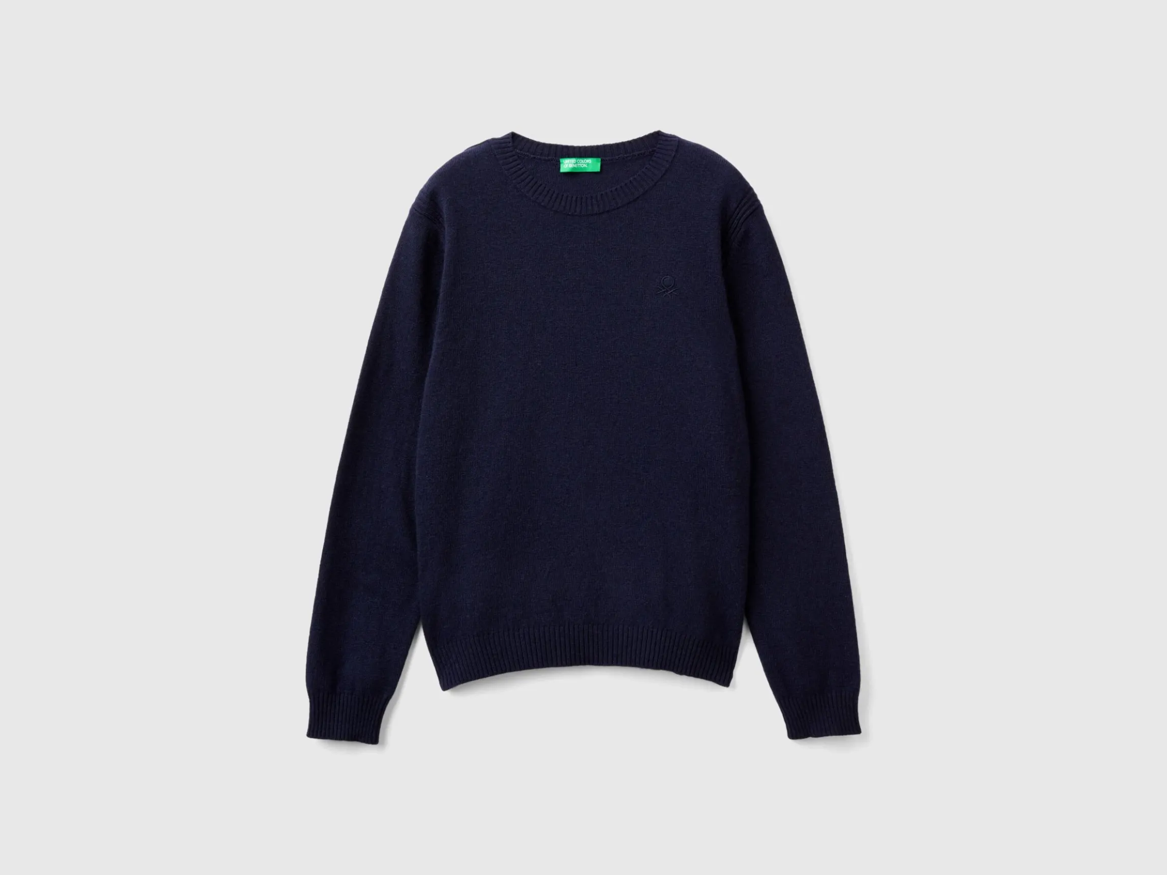 Sweater in cashmere and wool blend