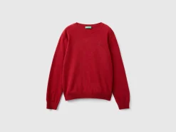 Sweater in cashmere and wool blend