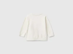 Sweater with bunny inlay