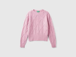 Sweater with cable knit