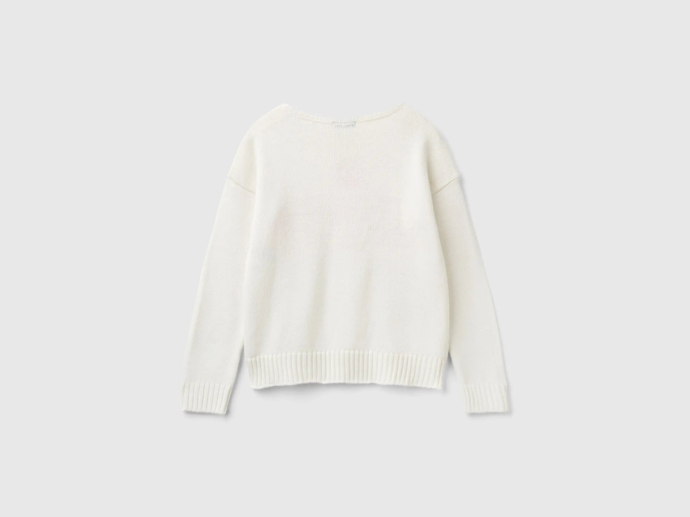 Sweater with fur graphic