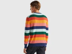 Sweater with multicolor stripes