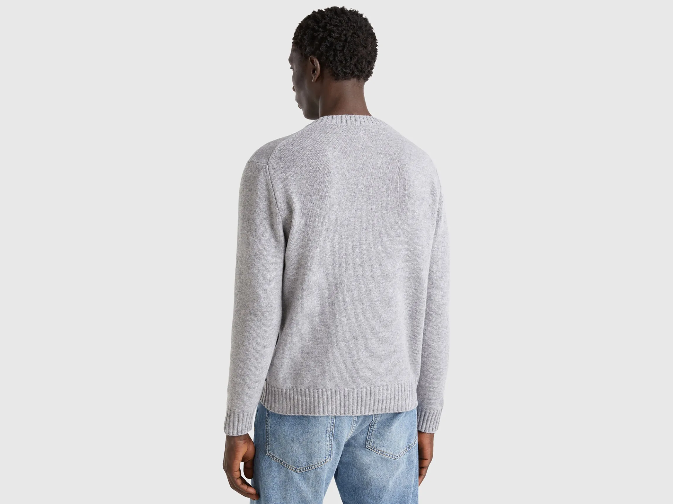 Sweater with ski graphic