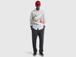 Sweater with ski graphic
