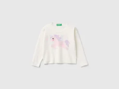 Sweater with unicorn inlay