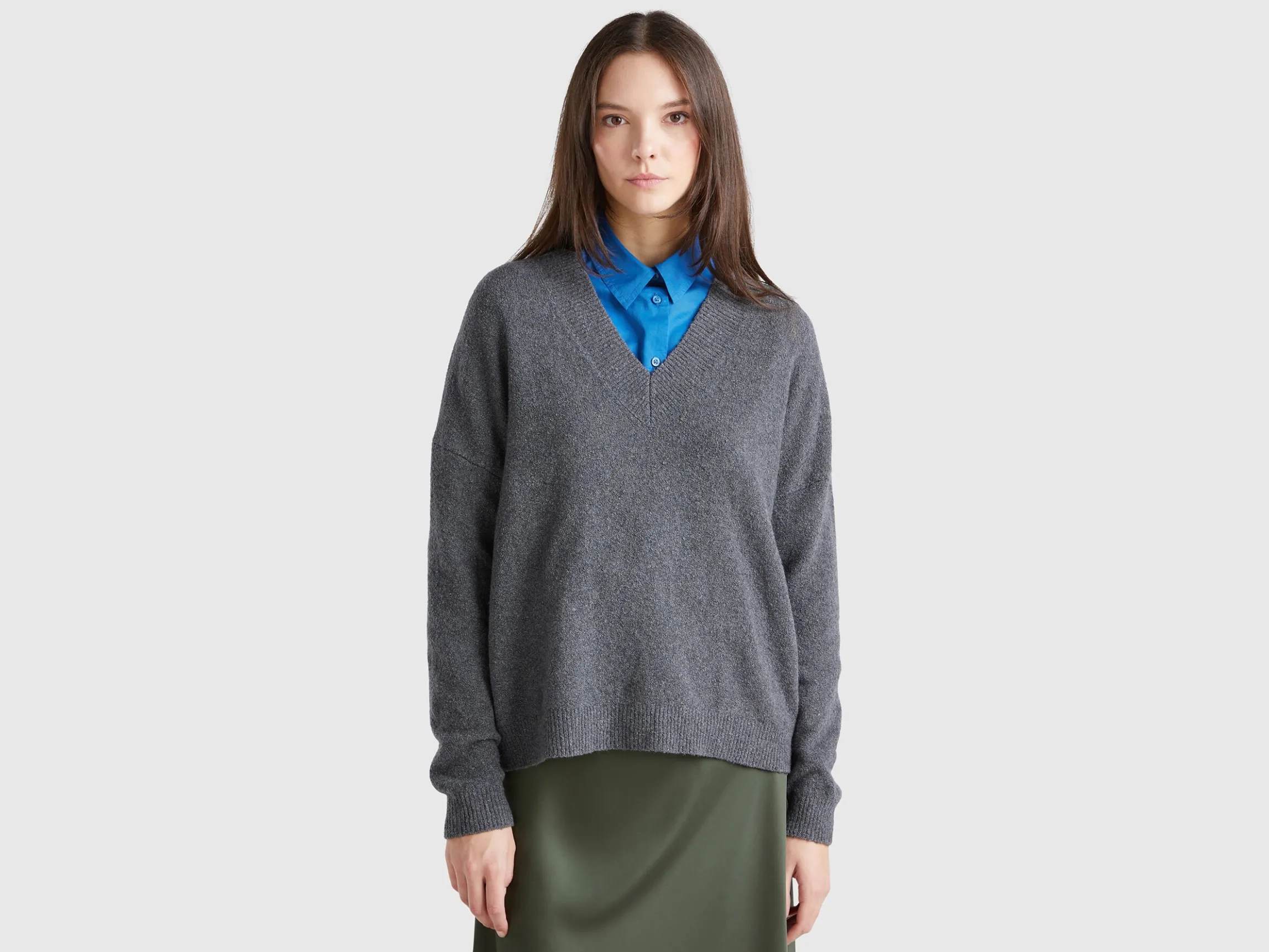 Sweater with V-neck