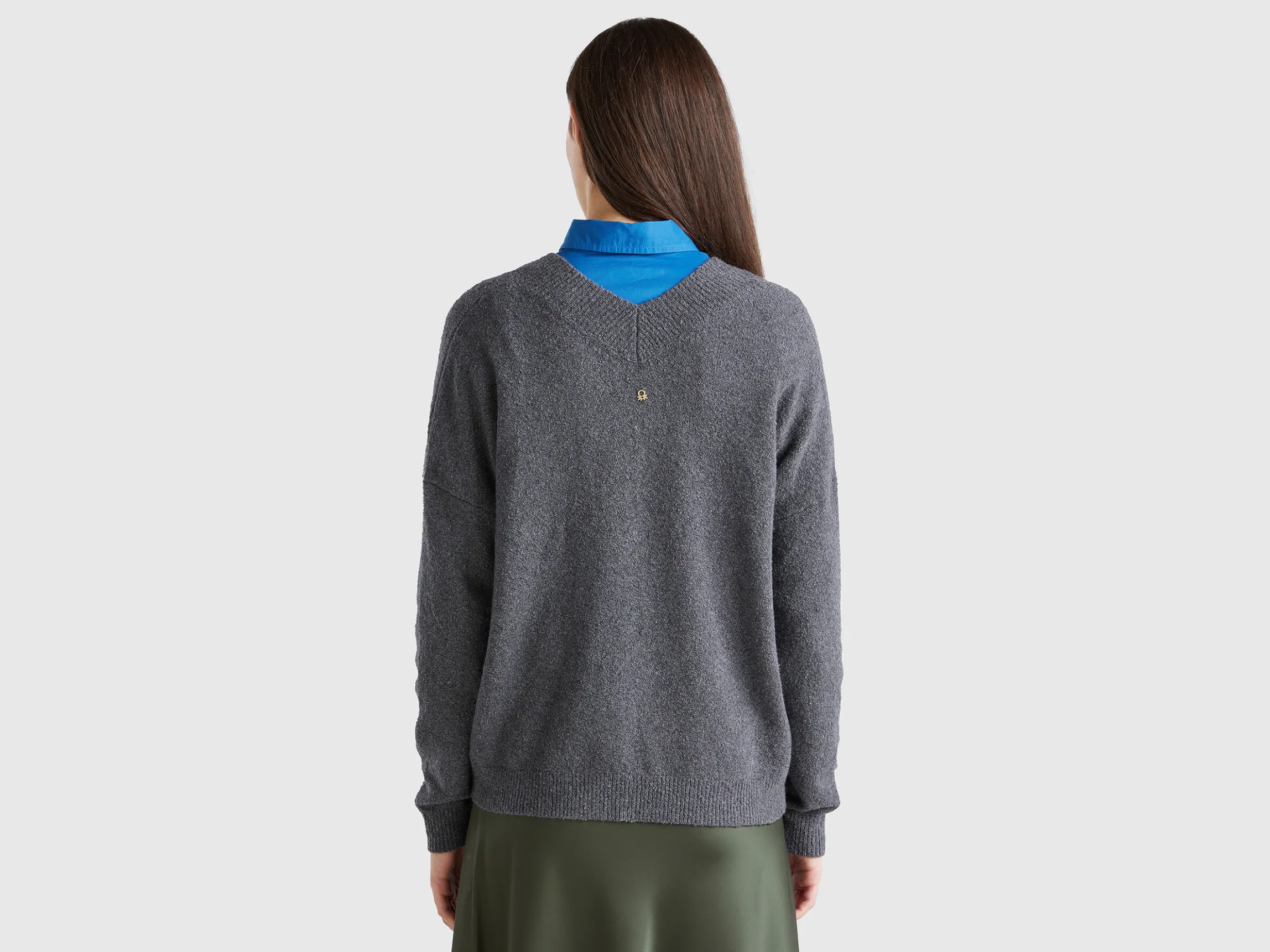 Sweater with V-neck