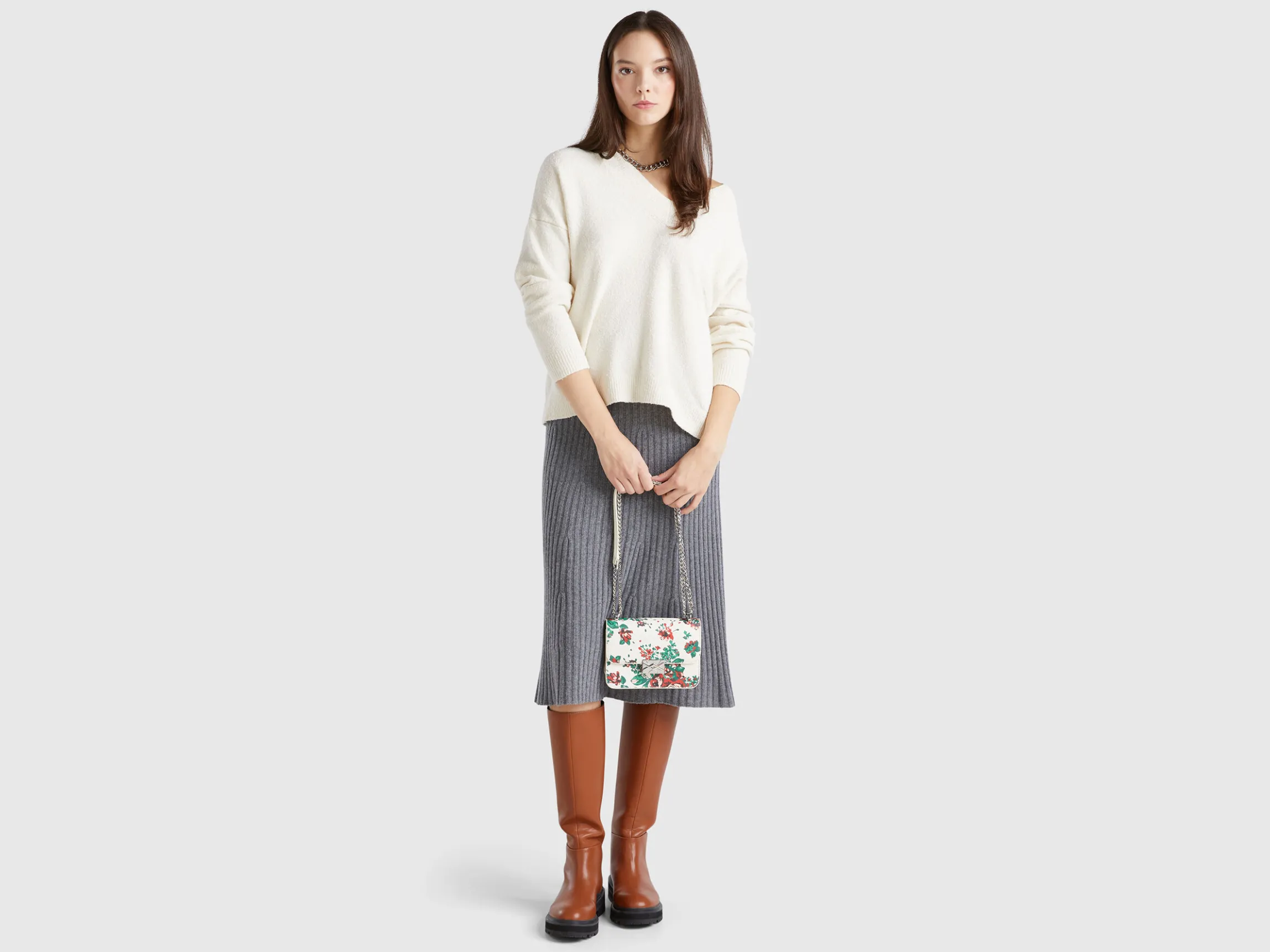 Sweater with V-neck