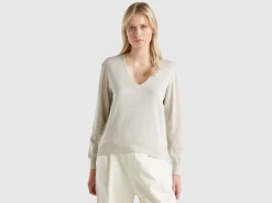 Sweater with V-neck and lurex