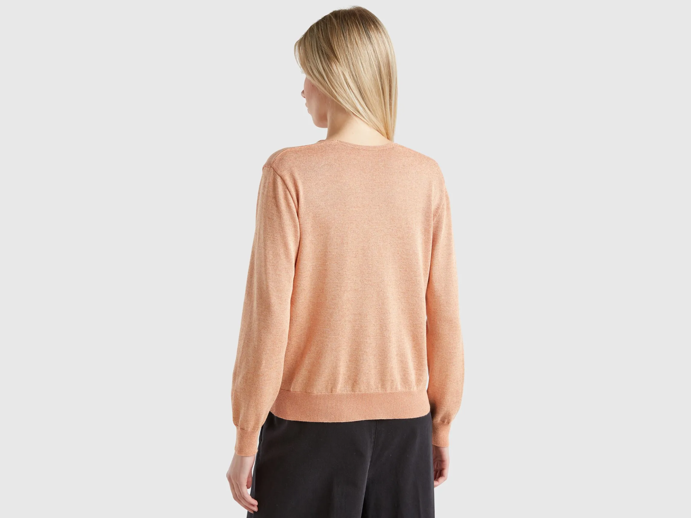 Sweater with V-neck and lurex