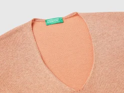 Sweater with V-neck and lurex