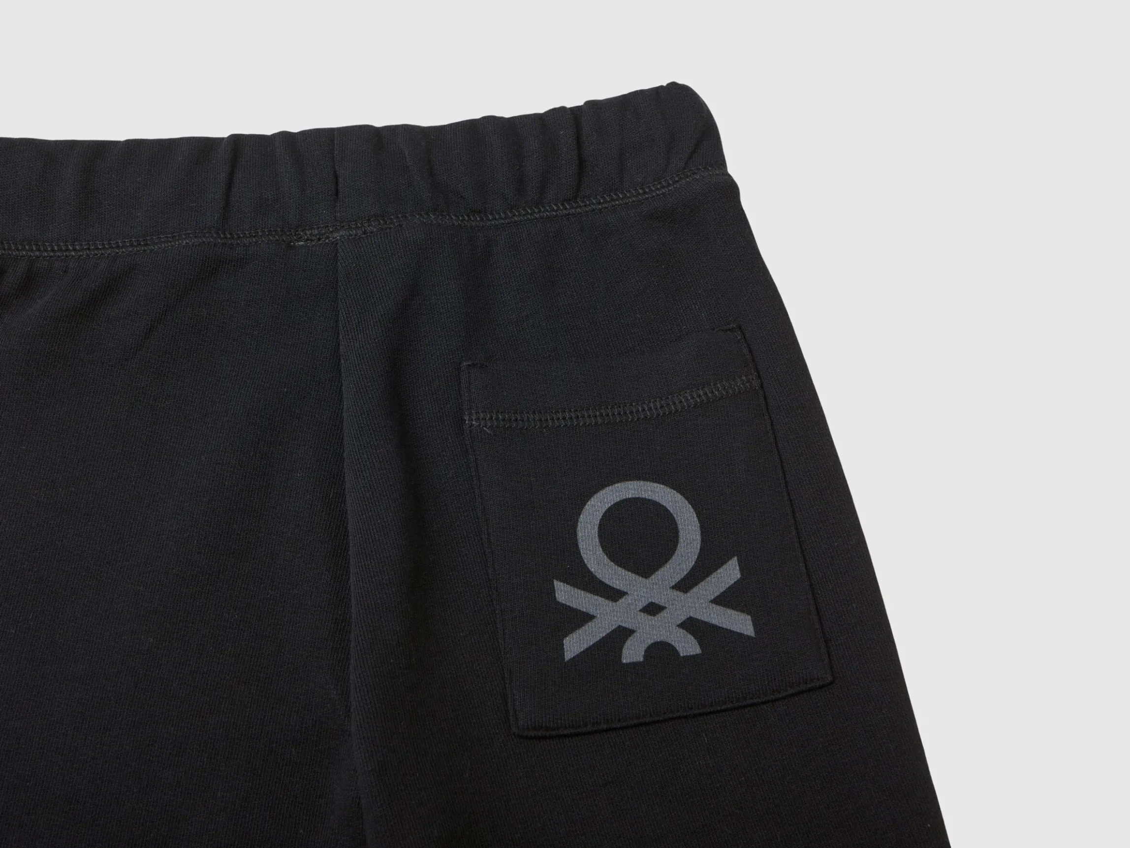 Sweatpants in 100% cotton