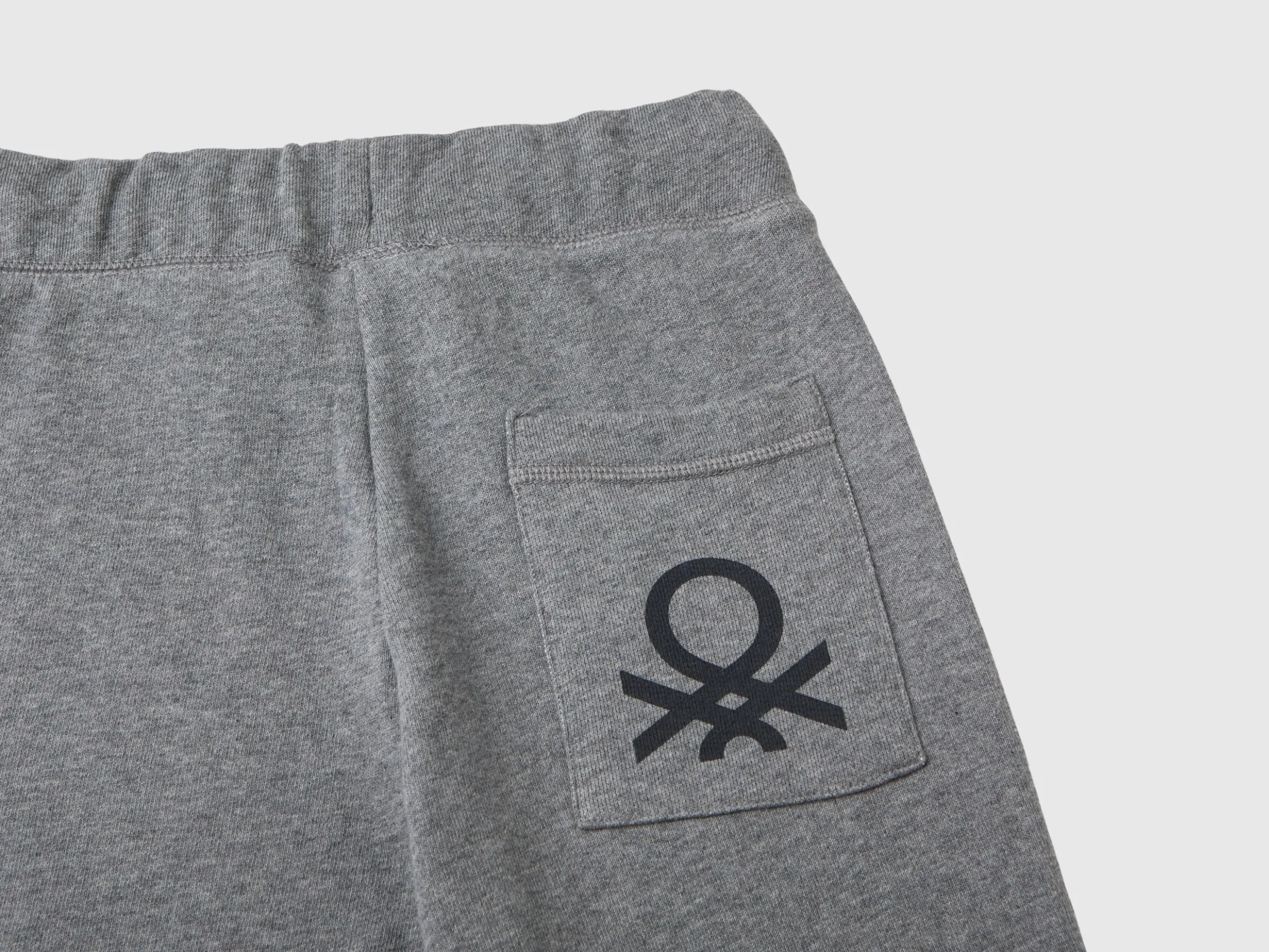 Sweatpants in 100% cotton