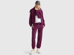 Sweatpants with drawstring