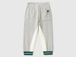 Sweatpants with embroidery