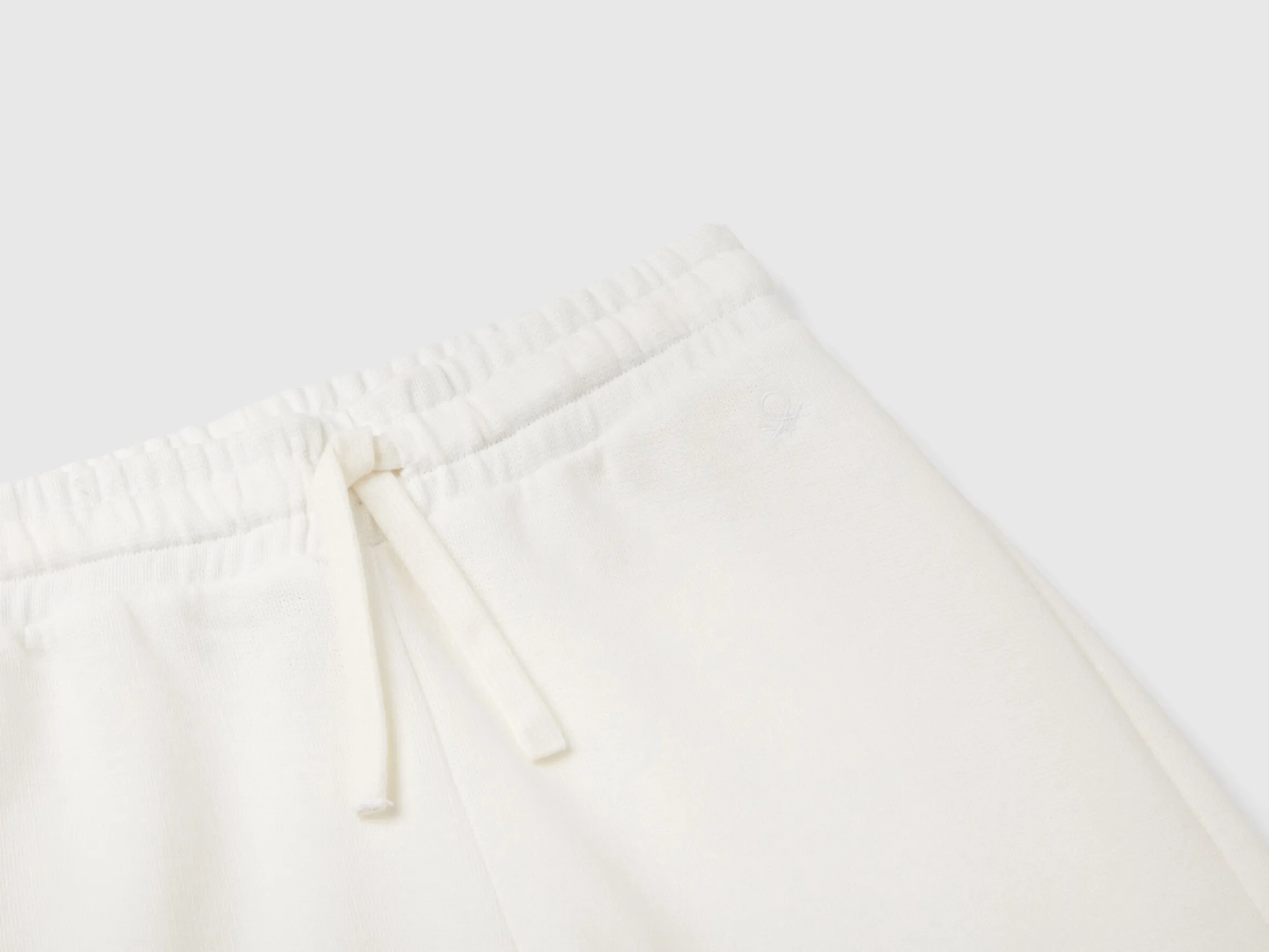 Sweatpants with logo