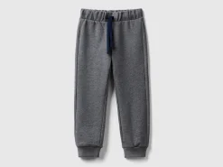 Sweatpants with pocket