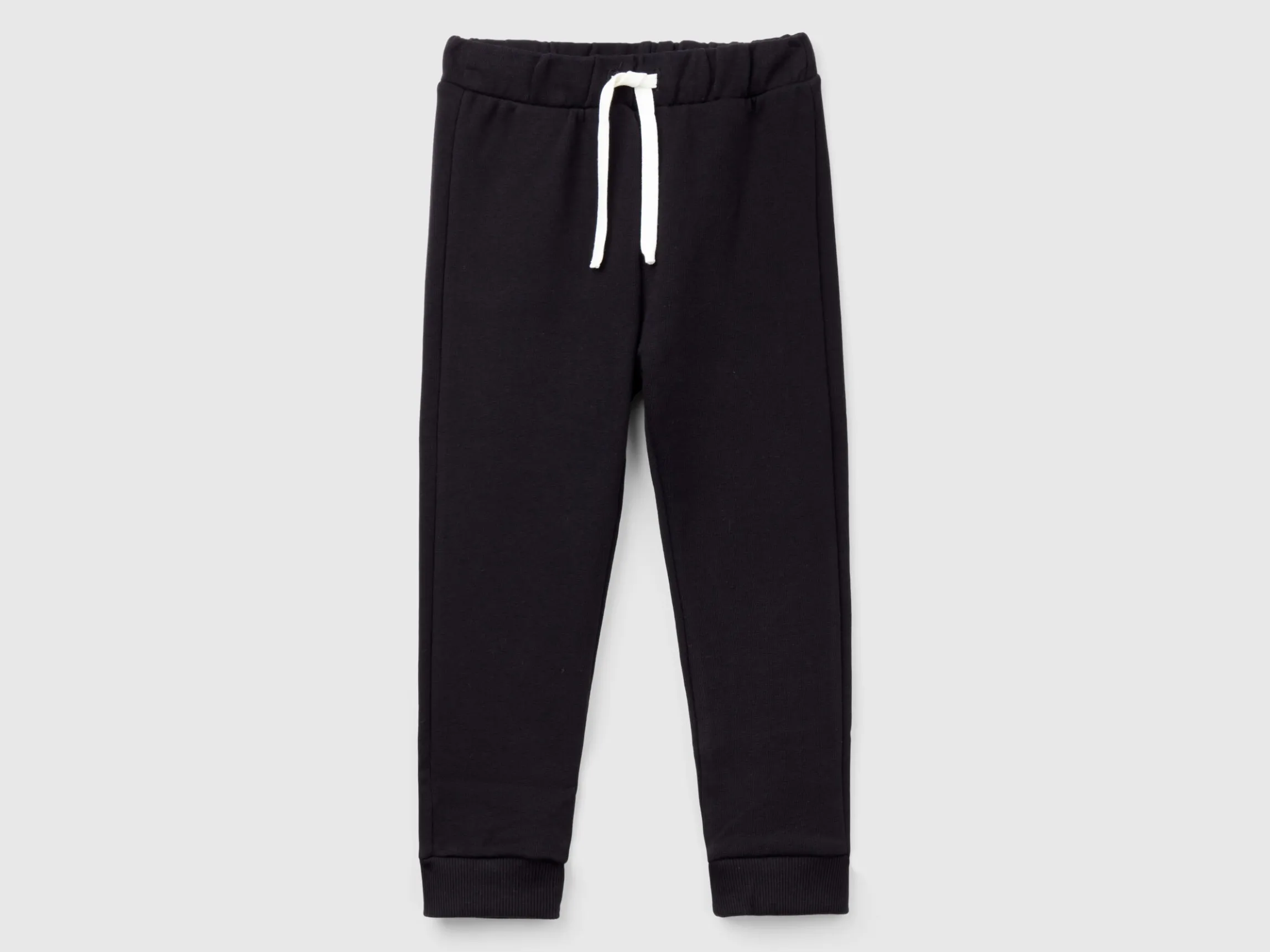 Sweatpants with pocket